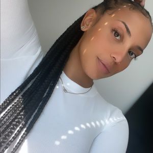 Meet your Posher, Dee